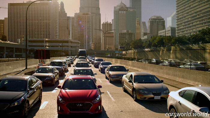 La pesadilla del tráfico del Día de Acción de Gracias en Estados Unidos está a punto de batir récords otra vez | Carscoops